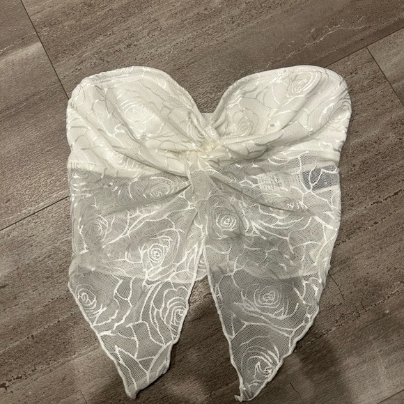 Bundle of 2 Shein Black & White Strapless Lace Tops - Picture 4 of 6